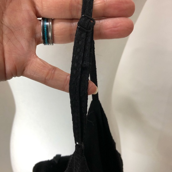 Doe & Rae Floral Print V Neck Dress - Picture 8 of 8